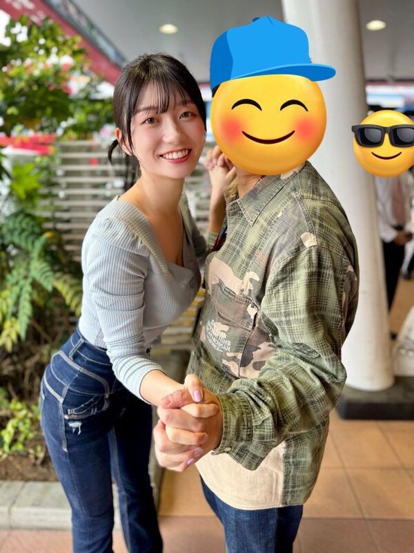 【画像】トップAV女優・瀬戸環奈さんのファンサービスが凄い 6