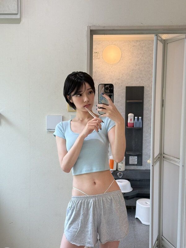 【画像】AV女優さん「二郎行った」→「それ二郎じゃないよ」→「マジかよ」 13
