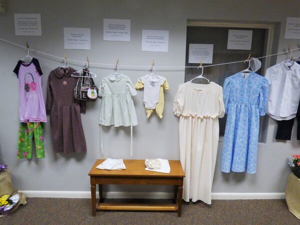 強姦魔「強姦はミニスカ履いてた女が悪い」レイプされた女性の服装展示会が催される 3