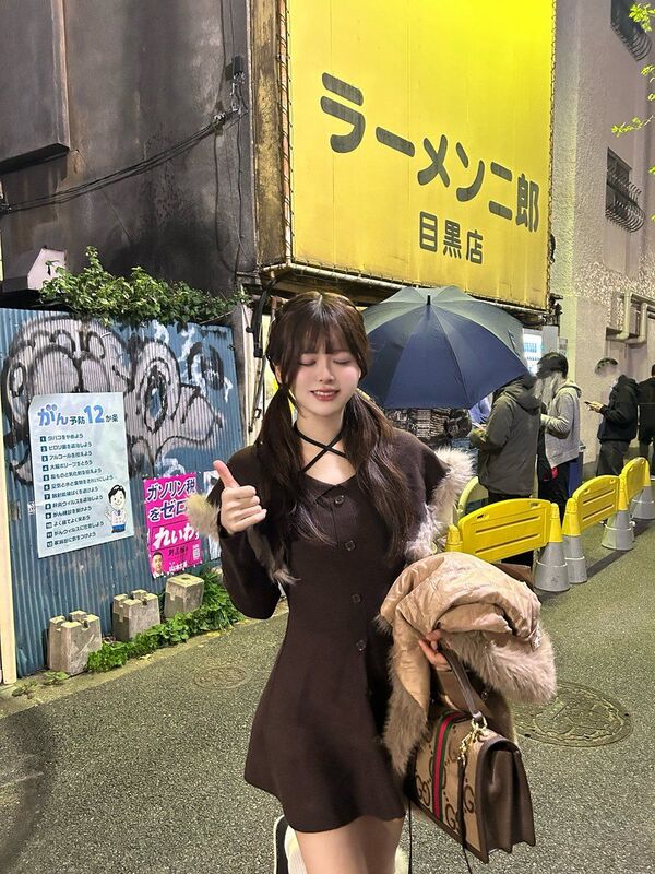 【画像】AV女優さん「二郎行った」→「それ二郎じゃないよ」→「マジかよ」 4