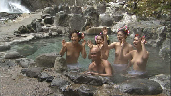 ezgif-74c2155a737673b2