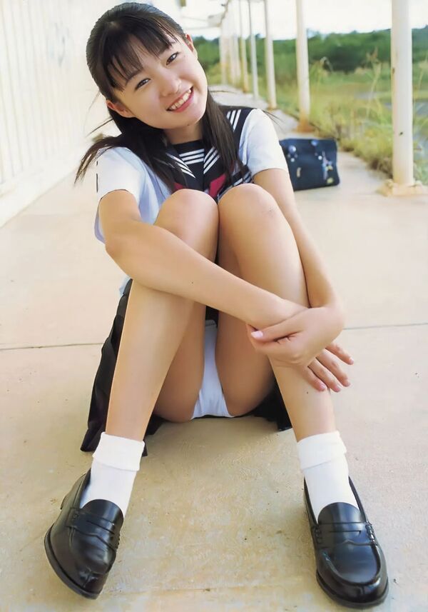 ezgif-722b4449ed429d14