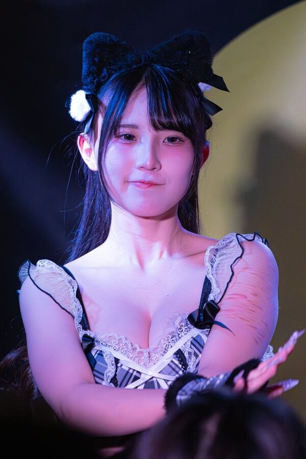 ezgif-61d561981c13f7ac