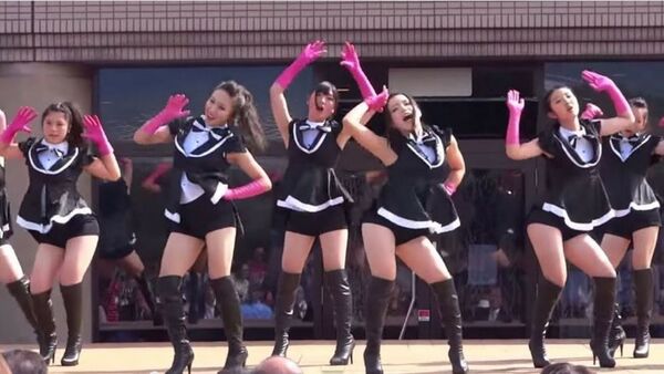 ezgif-5ea8bb52a92bb102