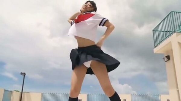 ezgif-544645523237a000