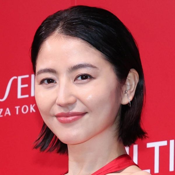 佐藤二朗騒動の余波「福田組」の長澤まさみへの“ハラスメント”舞台挨拶の悪ノリ動画が再注目