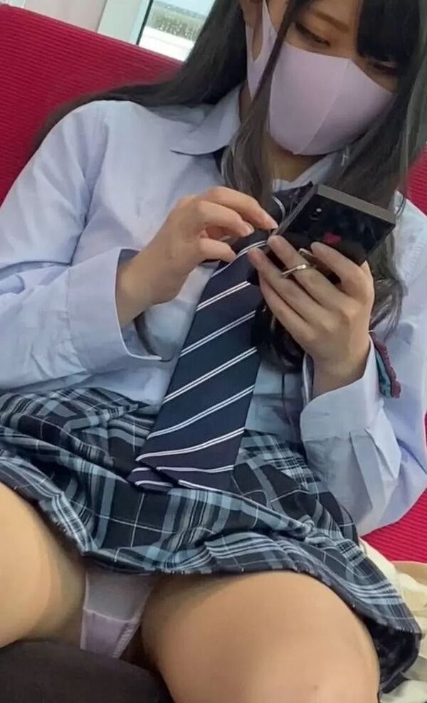 ezgif-6907910469bb46d3