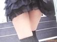 階段少女