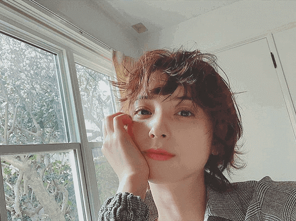 芸能 佐々木希 31 ショートの新髪型に賛否両論 一気に老けた 長い方が良かった 芸能 佐々木希 31 ショートの新髪型に賛否両論 一気に老けた 長い方が良かった
