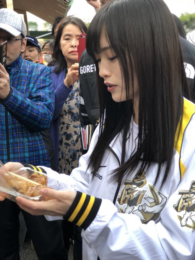 山本彩は頬骨が隠れていると可愛いと言う現実