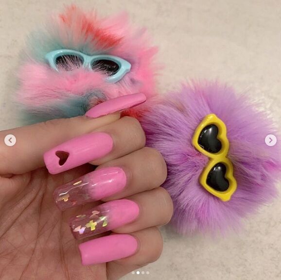 倖田來未 ハートくり抜きネイル がオシャレ 芸能旬なび 倖田來未 ハートくり抜きネイル がオシャレ 芸能旬なび