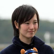 ダウンロード (8)