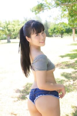 東雲うみ