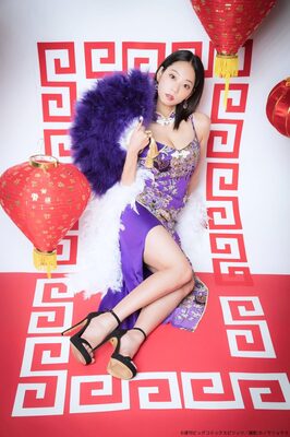 青山ひかる