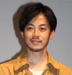 キンコン西野亮廣 ウーマン村本の漫才に不快感「お客さんが笑っている理由がよく分からない」