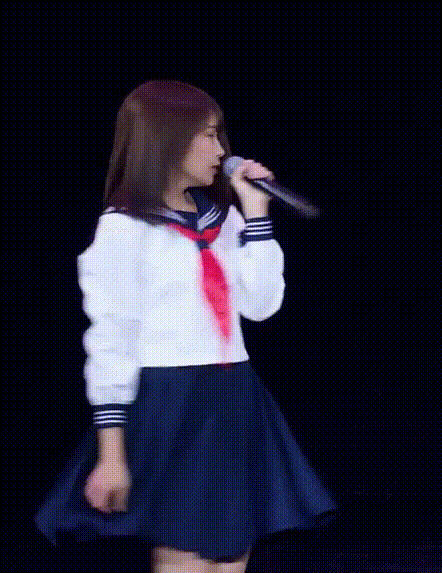 秋元真夏_1-02