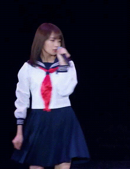 秋元真夏_02
