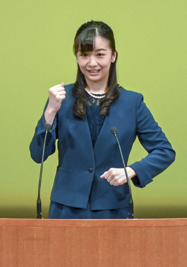 特報 佳子さま コンサバなツイードスーツをフレッシュな着こなしに 芸能ニュース 特報 佳子さま コンサバなツイードスーツをフレッシュな着こなしに 芸能ニュース