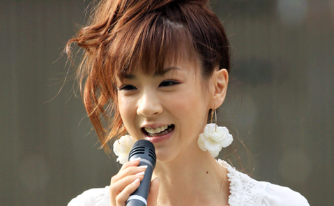 ほしのあき_top_0808