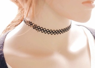 タトゥチョーカー