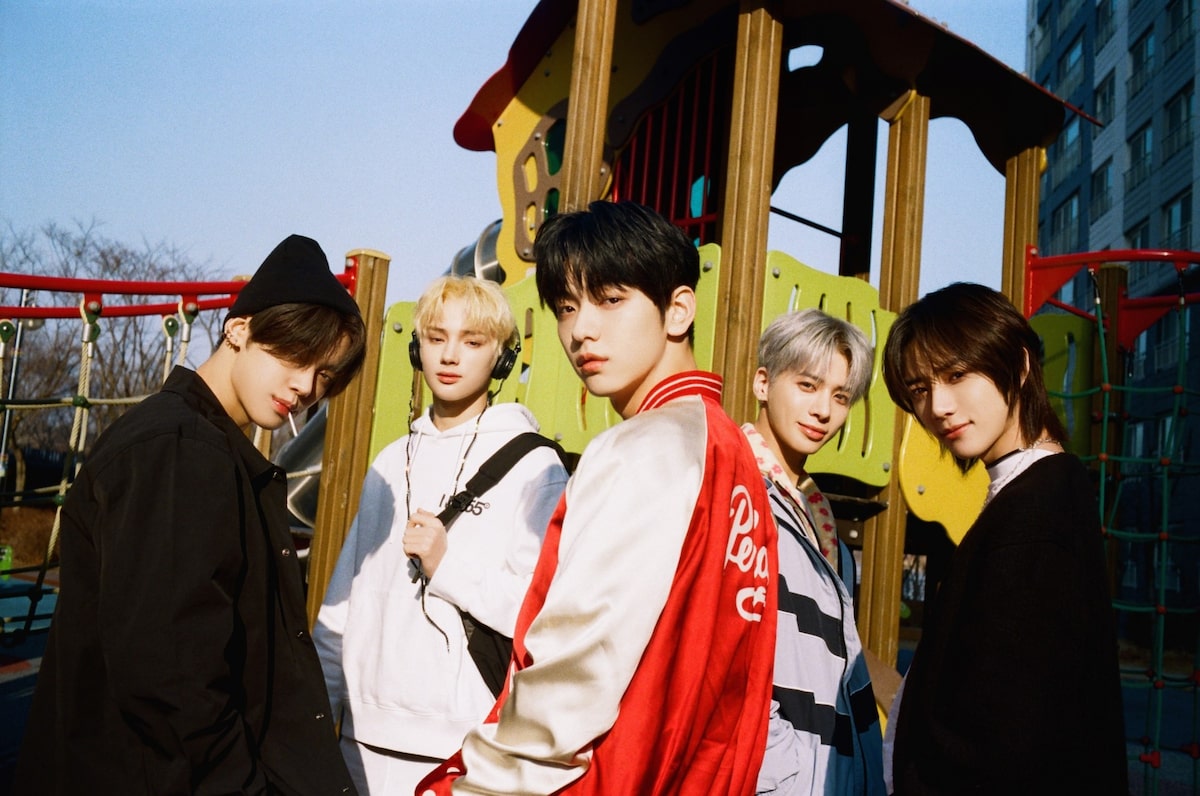 【TOMORROW X TOGETHER】 Music Blood出演もBTSとセット扱いされファンからは「ある声」が殺到!