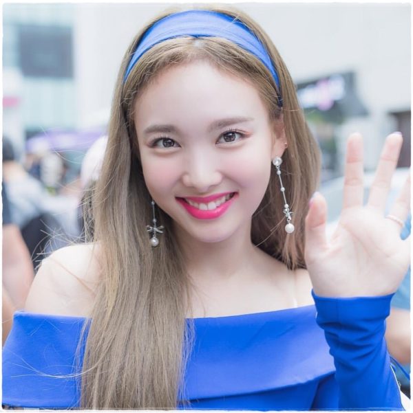 Twice ナヨン マジでマジで可愛いいんだけど みんなと共有したーい カサネあんてな 最新のおすすめまとめアンテナサイト