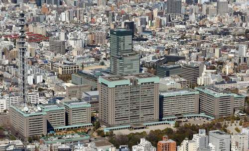 中国が漁る日本の「重要土地」リスト　自衛隊施設、空港など安保関連で最多203件…政府初の調査で露呈「情報収集に利用されるリスク」