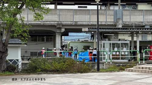 【新潟JR十日町駅】列車の屋根から遺体　40代くらいの男性、後頭部から出血も　事件と事故の両面で捜査