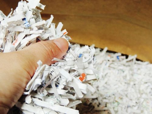 【大阪】日本ハム子会社元社員、シュレッダー業務3年専従後に解雇で提訴＝同社「勤務態度に問題」