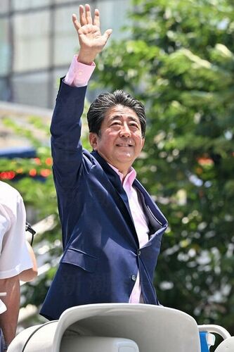 【安倍家と統一教会】岸信介氏、レーガン大統領へ「脱税犯・文鮮明の釈放」を嘆願 機密文書を発見「文鮮明は誠実な男」=デイリー新潮