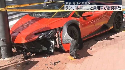 【港区西新橋事故】スーパーカー「ランボルギーニ」と乗用車が衝突　30代女性が軽傷