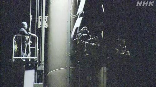 【ひらかたパーク事故】「ジャイアントドロップ メテオ」頂上停止、はしご車届かず地上50mに4時間 救助された女性、SNSで「全身が痛くなり絶望感じた」