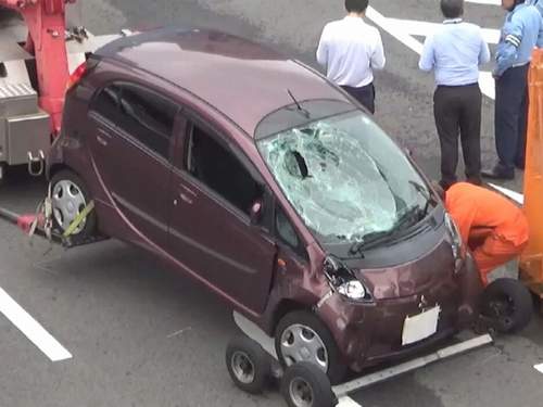 名古屋駅前で事故｜認知症疑いの高齢ドライバーが歩行者3人をはね、女性1人死亡