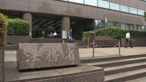 【多文化共生メガネ】特定技能外国人82万人受け入れを閣議決定　これまでの2倍超　タクシーやトラック運転手など4分野追加　SNSは治安悪化を懸念