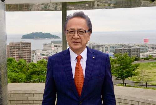 【横須賀市長 交通違反】上地克明氏、車検&自賠責期限切れで謝罪「弁解の余地もない」 上地雄輔の父
