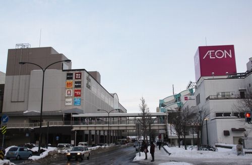 【厚別区飛び降り】「カテプリ新さっぽろ」で女子中学生2人転落　1人死亡、1人重体　札幌と本州の中学生か