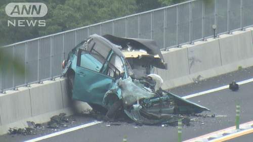 【山陰道出雲事故】小田高架橋で3台の多重事故 1人死亡 7歳児が意識不明の重体　71歳男性運転の乗用車が対向車線にはみ出し