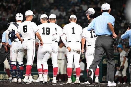 高校野球　試合後の握手拒否がSNSで炎上｜スポーツマンシップ違反？広陵に別の事案浮上、第三者委員会設置