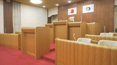 【鳥取県北栄町】中国人が無断で町議会・市議会議場などに侵入・撮影　SNSに投稿 「神聖な場所。それを汚されたような気持ち」