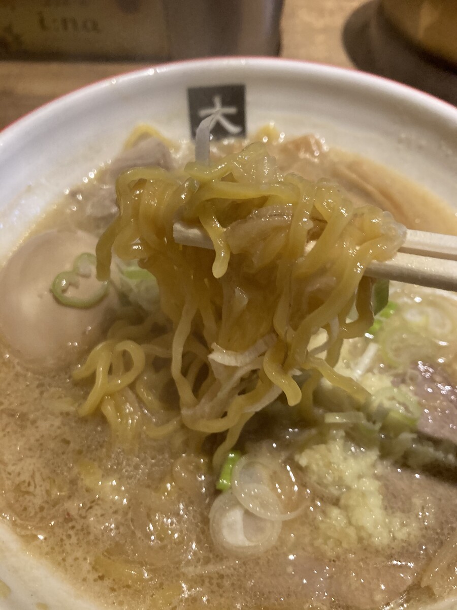 味噌ラーメン大盛 With 味玉 大島 船堀 又人にかけ抜かれけり秋の暮 味噌ラーメン大盛 With 味玉 大島 船堀 又人にかけ抜かれけり秋の暮