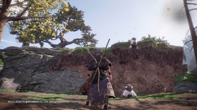 拠点にいるパンダのような食鉄獣を眺めているプレイヤー