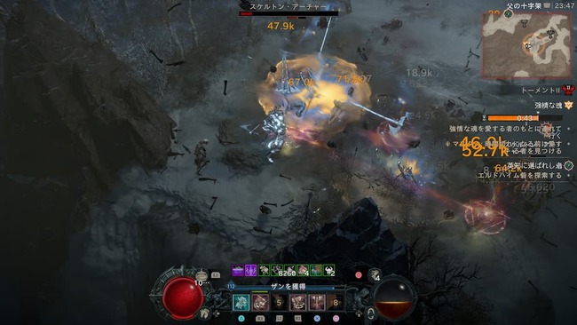 バーバリアンのマイティスローというスキルを使い、武器を投げて敵と戦っている場面