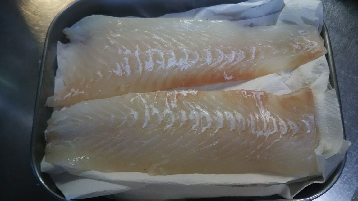 さばいたヒラメで昆布締め 刺身の作り方 水だこの炙りも添えて 外房でシマアジ ヒラメ釣りのじぇみないブログ さばいたヒラメで昆布締め 刺身の作り方 水だこの炙りも添えて 外房でシマアジ ヒラメ釣りのじぇみないブログ