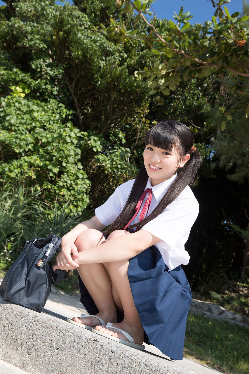 玉城ひなこ ワレメ