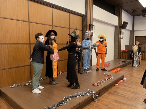 line_oa_chat_221101_160312_group_7