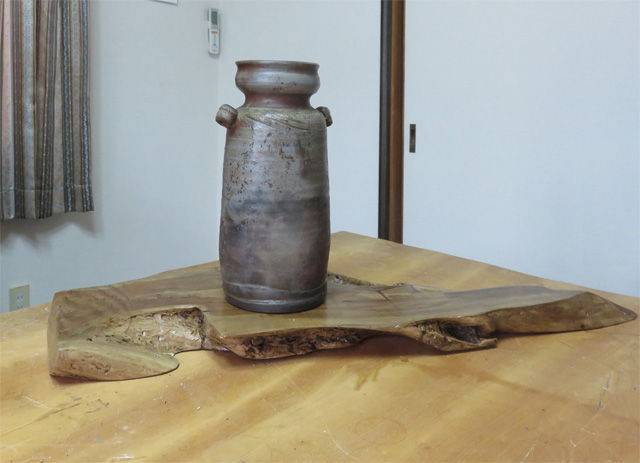 8月16日 切り株で敷物 切り株オブジェ を作っています 晴耕雨読 僕は頑張らない