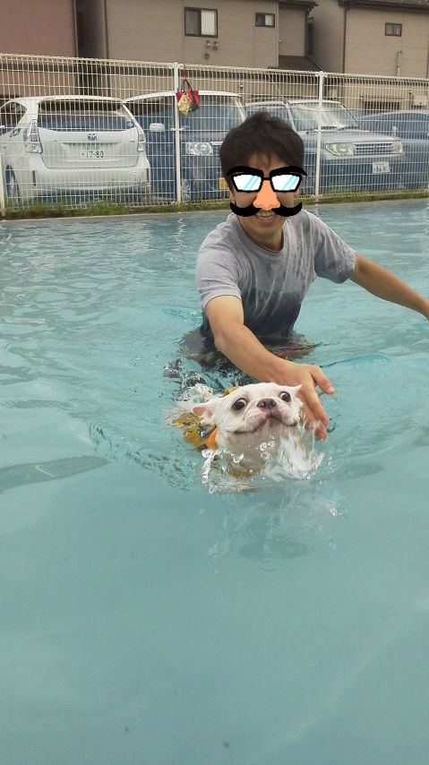 はじめてのプール げんこつでbuhi