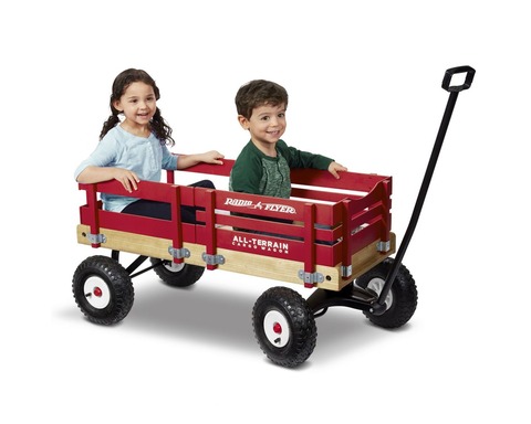 all-terrain-cargo-wagon-lifestyle-model-29_3
