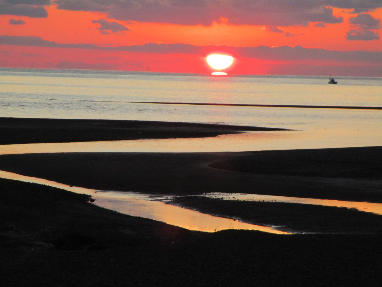 夕日（重信川河口から） : 三津ヶ浜のげんたろう （その2）