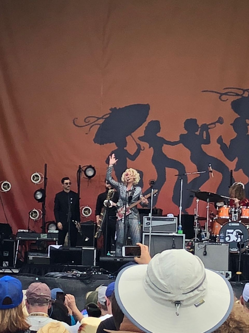 Samantha Fish At New Orleans Jazz Fest 19 5 2 レシーブ二郎の音楽日記 Samantha Fish At New Orleans Jazz Fest 19 5 2 レシーブ二郎の音楽日記